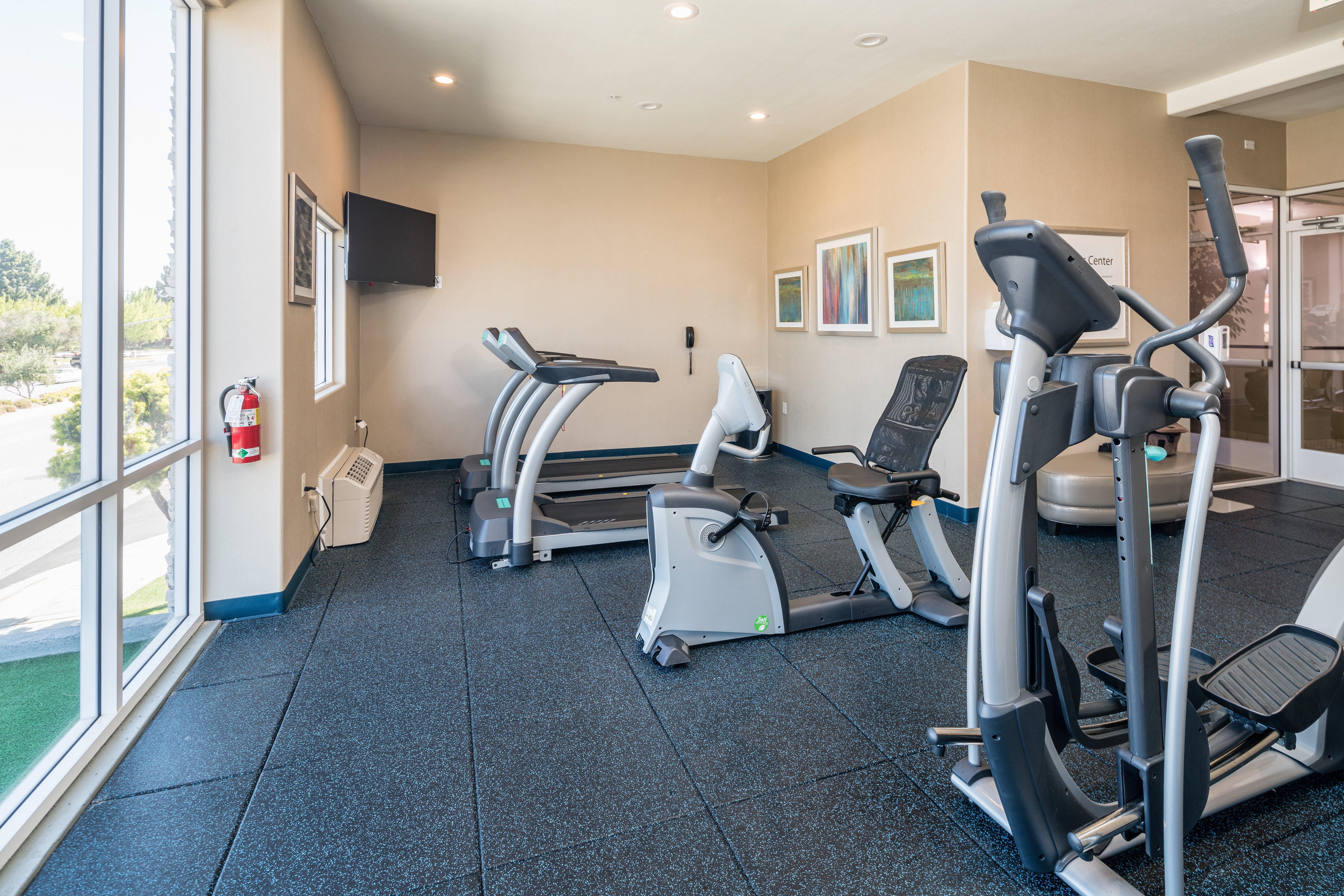 Holiday Inn Express & Suites Santa Clara By Ihg Extérieur photo