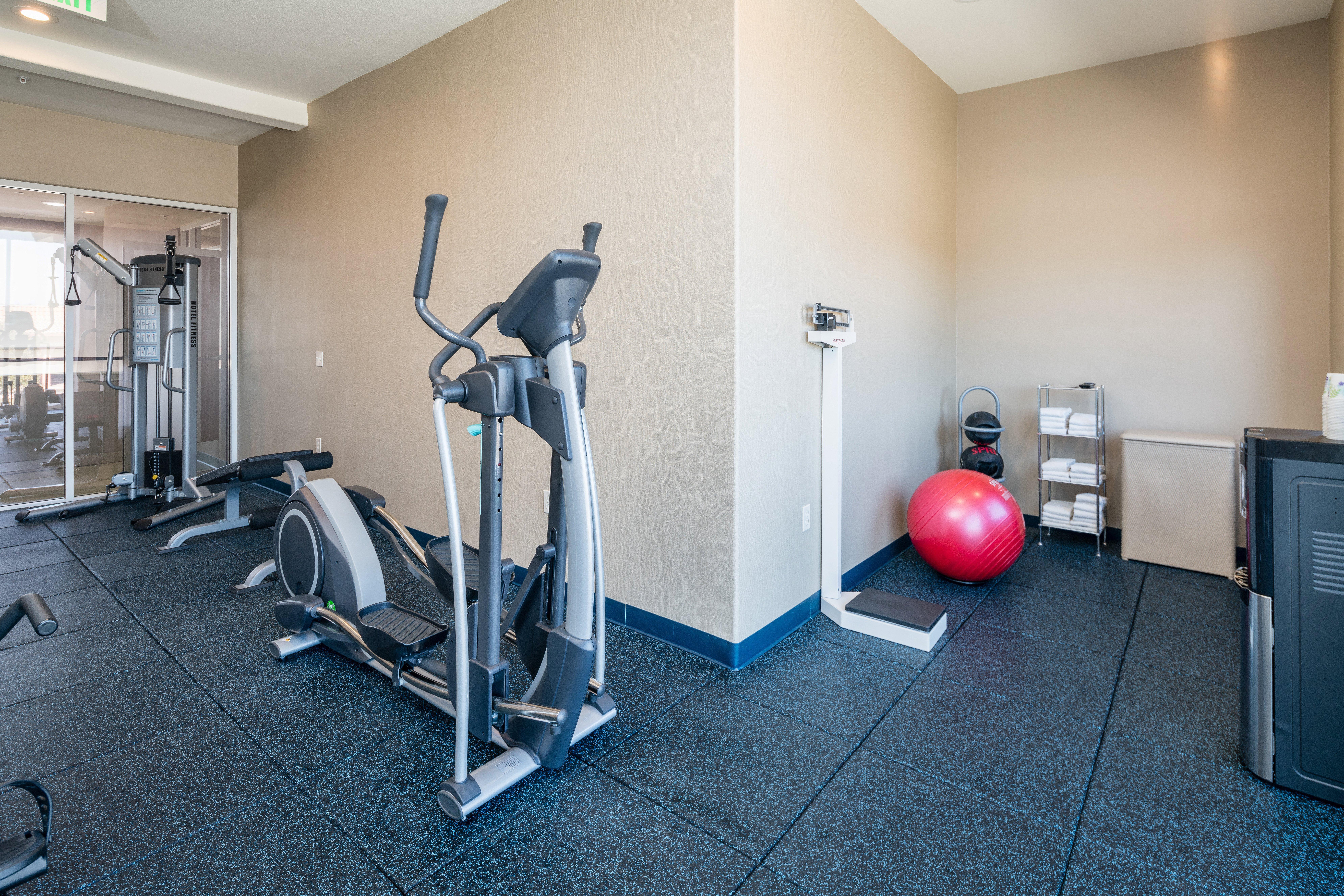 Holiday Inn Express & Suites Santa Clara By Ihg Extérieur photo