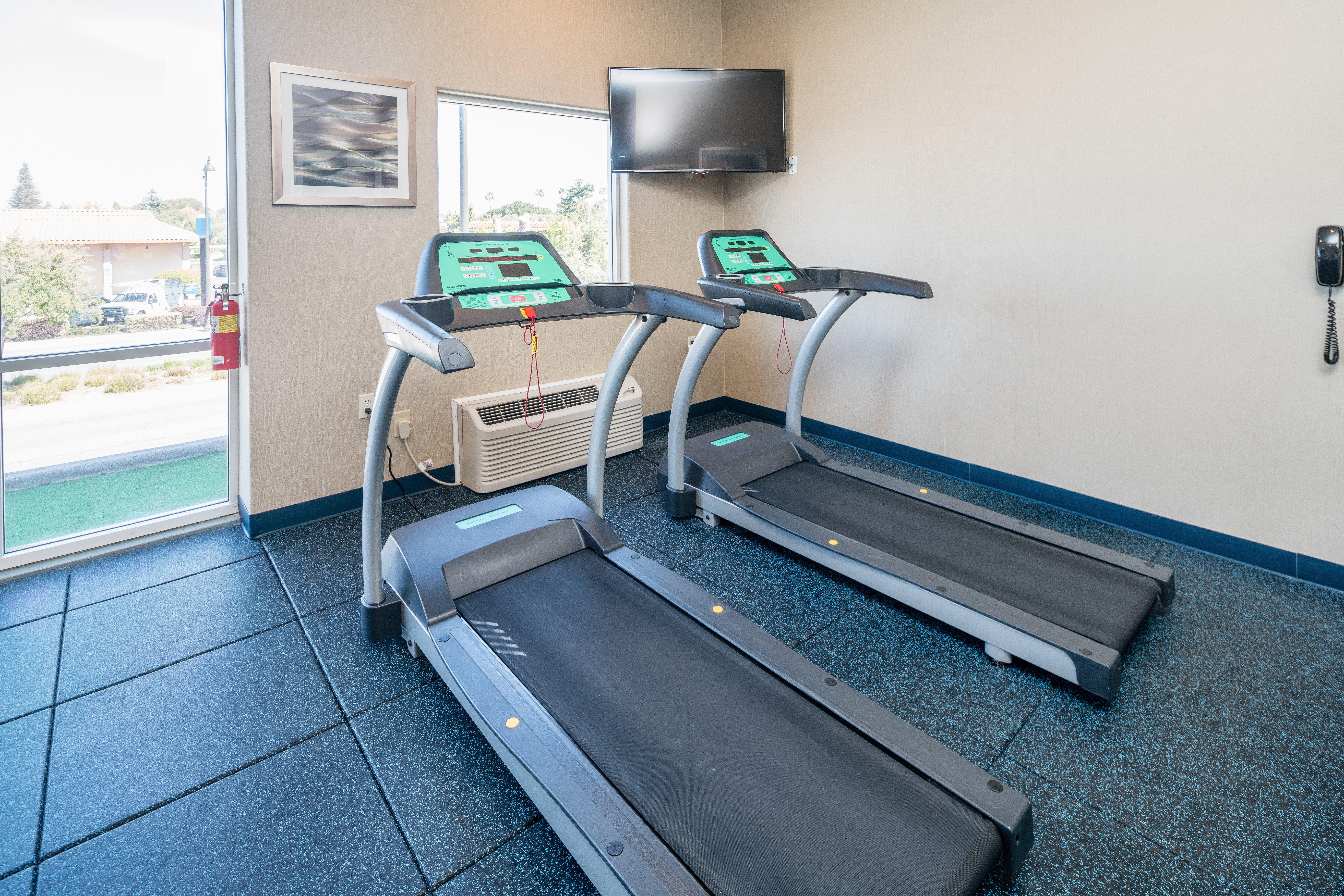 Holiday Inn Express & Suites Santa Clara By Ihg Extérieur photo